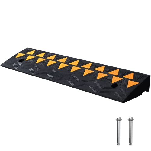VEVOR Rubber Curb Ramp 3.5" Rise Height Sidewalk Curb Ramp, 10" Width 39.4" Length Driveway Ramp for Curb, 15T Heavy Duty Rubber for Forklifts, Trucks, Buses, Cars, Wheelchairs, Bikes