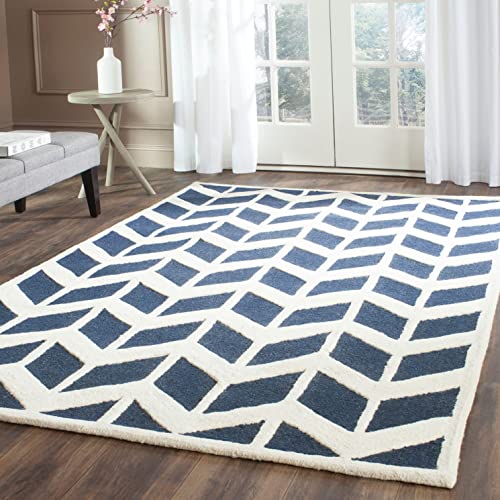 SAFAVIEH Cambridge Collection Area Rug - 6' x 9', Navy & Ivory, Handmade Chevron Wool, Ideal for High Traffic Areas in Living Room, Bedroom (CAM718M)