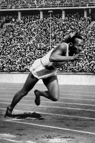 ART.COM Wall Art Print Jesse Owens Setting the 200 Meter Olympic Record at the Olympics in Berlin, Germany, 1936, 24" x 36"